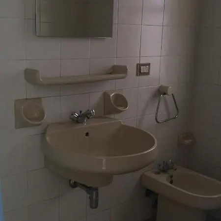 Casa de Férias A 10 Chilometri Da E 2 Dalla Di Solanas