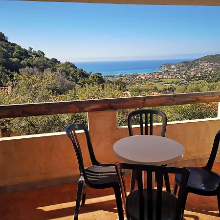 A 10 Chilometri Da E 2 Dalla Di Solanas Casa de Férias Villasimius