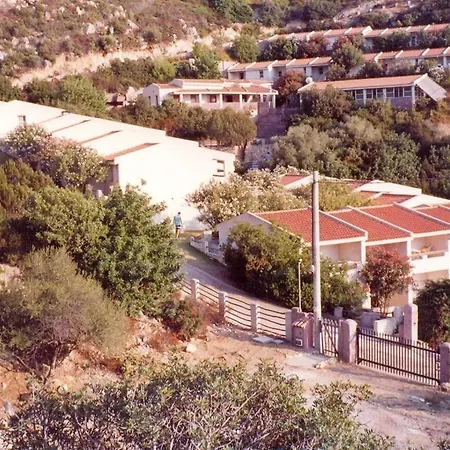 A 10 Chilometri Da E 2 Dalla Di Solanas Vakantiehuis *